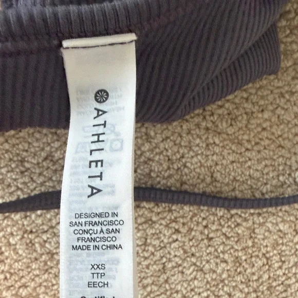 Athleta Charcoal Ribbed Crop Top XXS - Picture 2 of 4